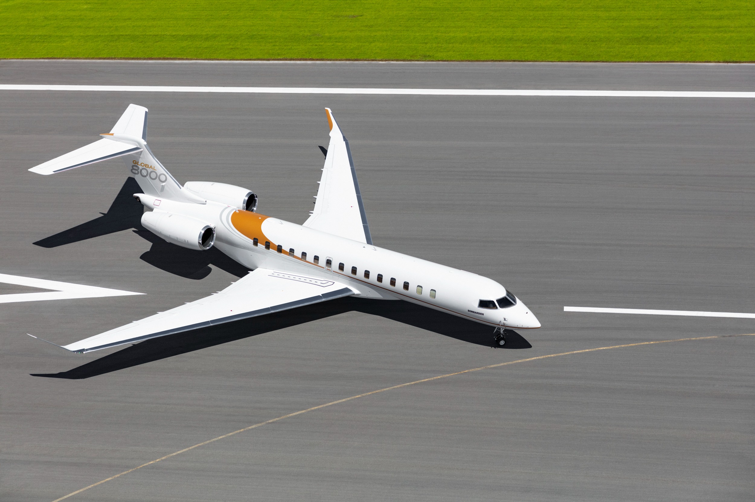 Global 8000 Tarmac
