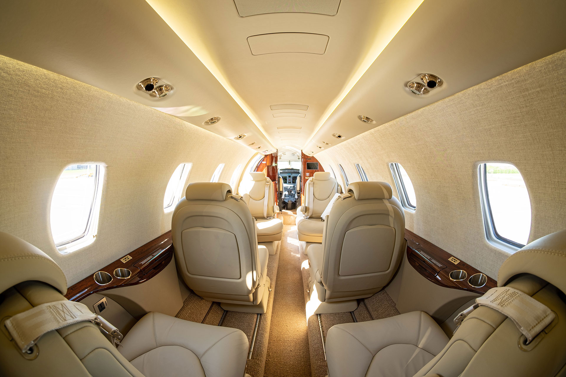 Cessna Citation XLS cabin with seats in a club arrangement.